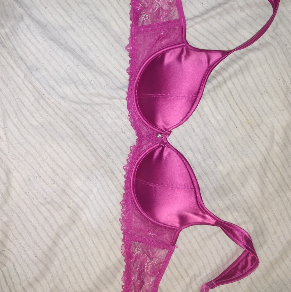 Adore me satin and lace style bra